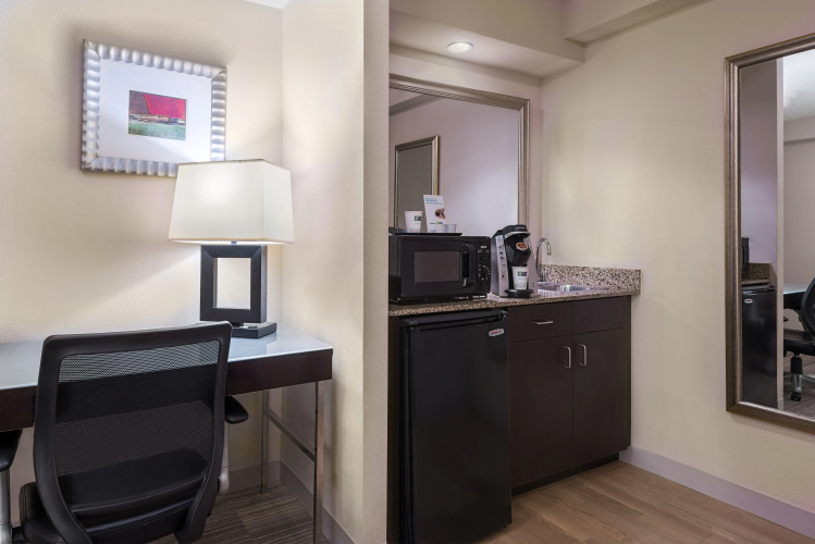 Holiday Inn Express & Suites Kendall East - Miami photo 29