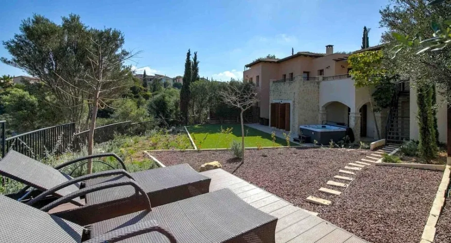 Villa