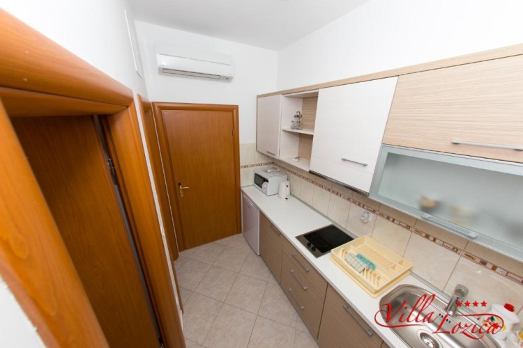 1 Bedroom Apartment with balcony and with garden view