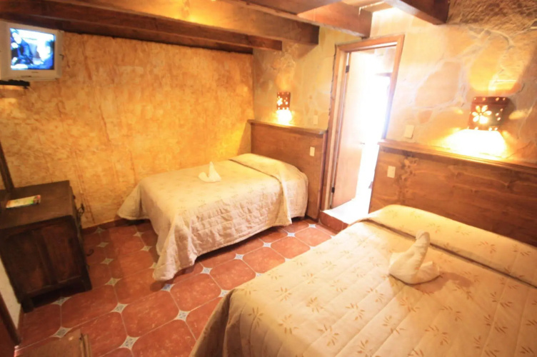 Hotel & Cava La Parroquia