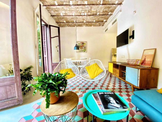 Tyche apartment