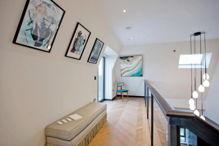 3-bed Rooftop Penthouse