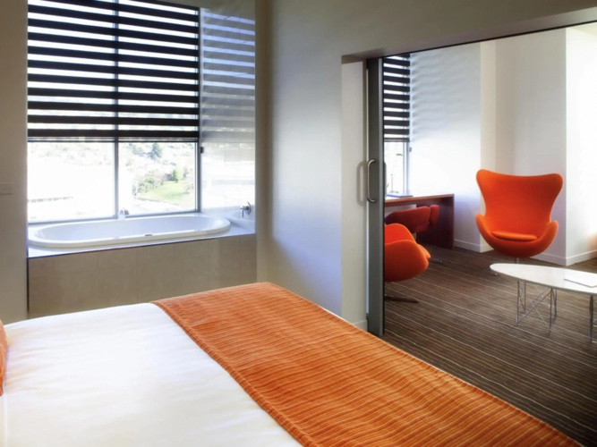 Mantra Charles Hotel Launceston