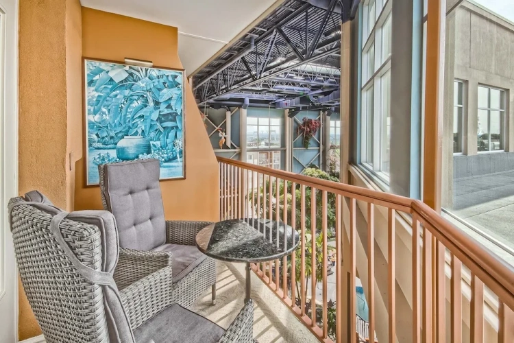 Classic Double room with balcony and with garden view