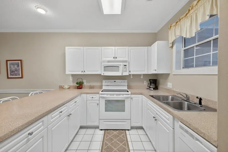 Magnolia Place 4757-103