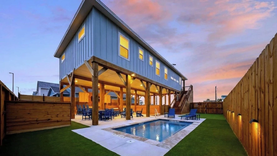 4 Bedrooms Cottage
