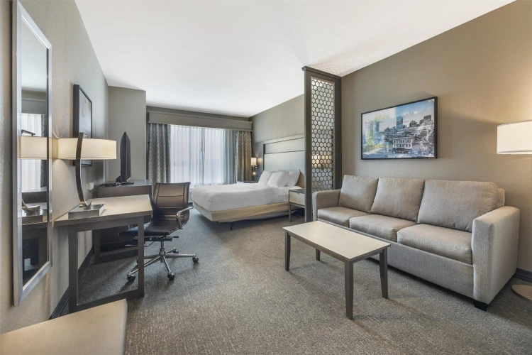 Double Suite