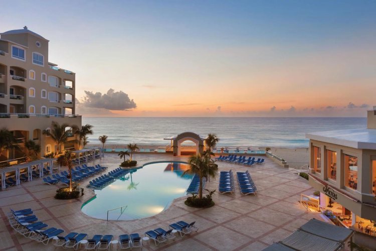 Wyndham Alltra Cancun All Inclusive Resort photo 20
