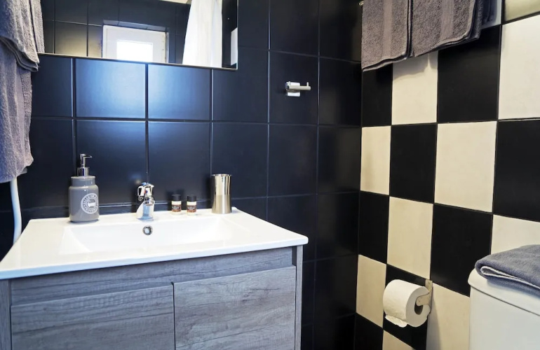 Athens Edition Guesthouse