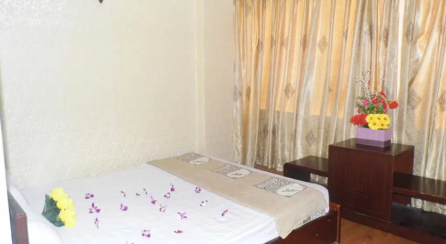 Home Backpackers Hostel
