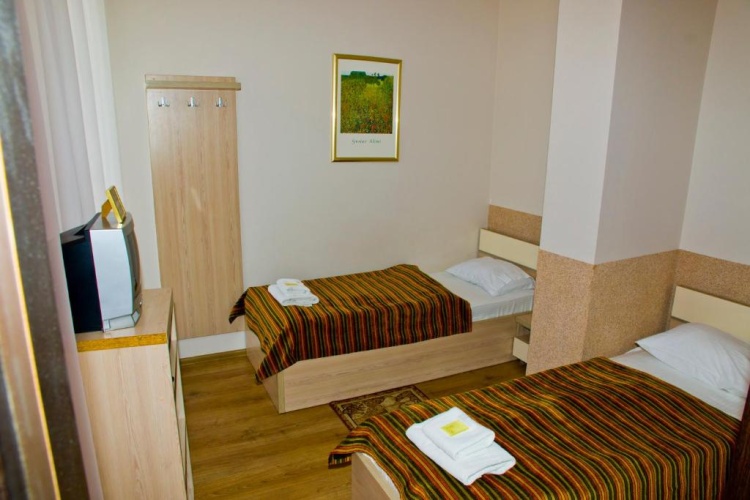 Economy Twin room