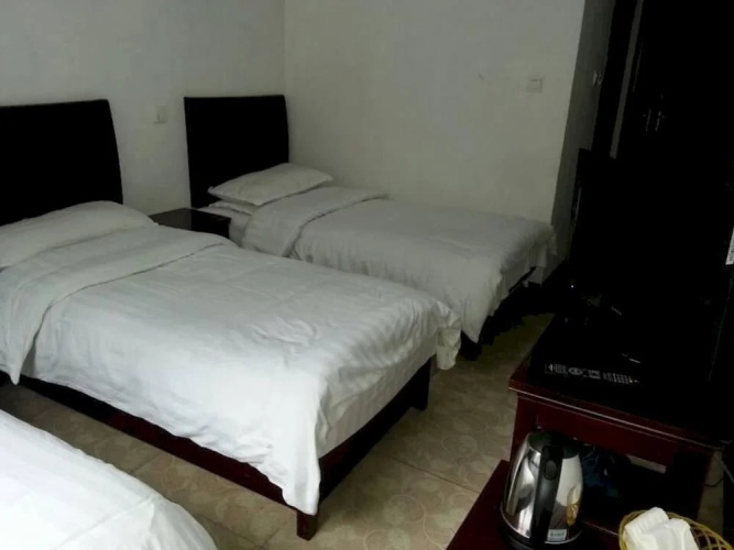 Tiyunling Hotel
