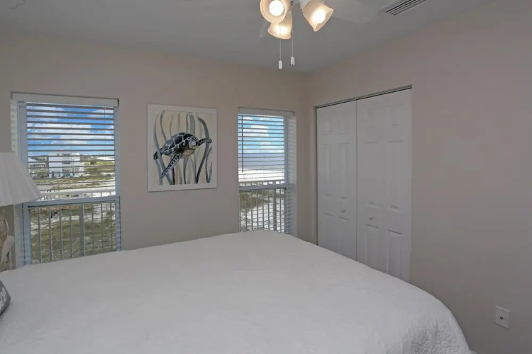 Surfside 16