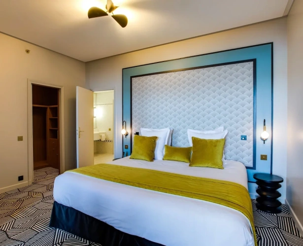 Family Suite with balcony and with lake view
