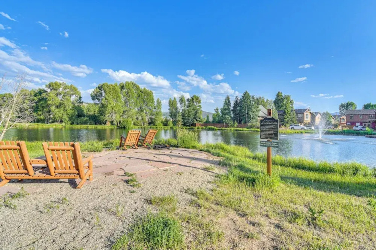 Modern Granby Retreat: Fish, Hike & Relax!