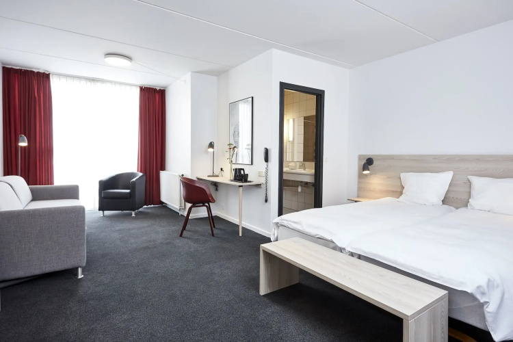 Montra Skaga Hotel
