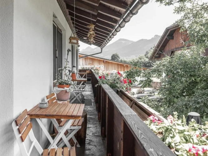 Standard Triple room with balcony