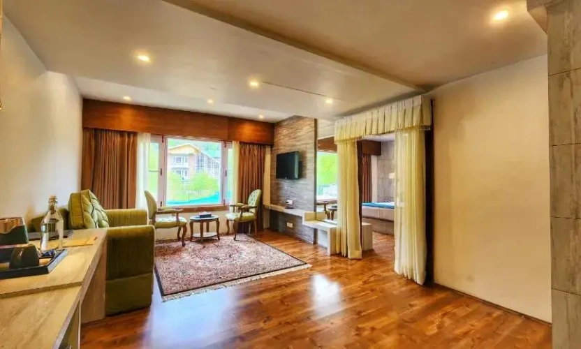 Luxury Suite