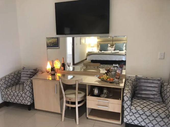 1 Mountain Rd Boutique B & B