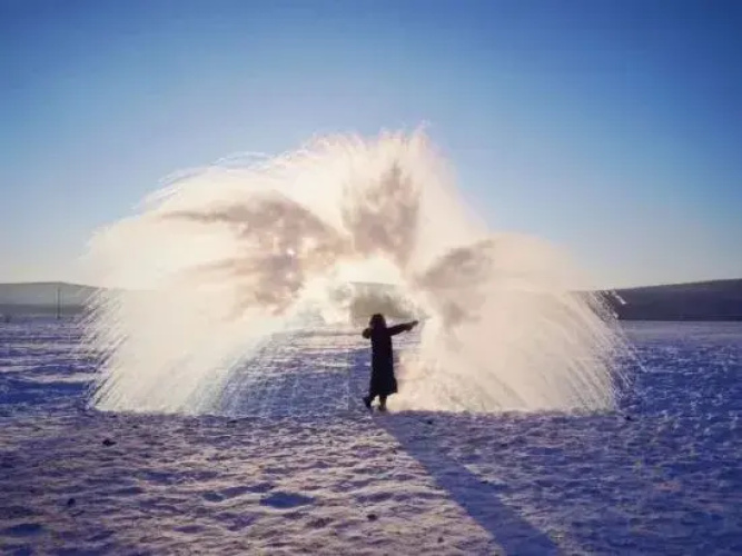 shaoshanhaojiatinglvguan(雪乡恋雪·民宿（中国雪乡景区店）)