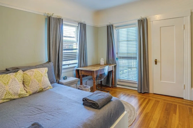 3 Bedrooms Cottage