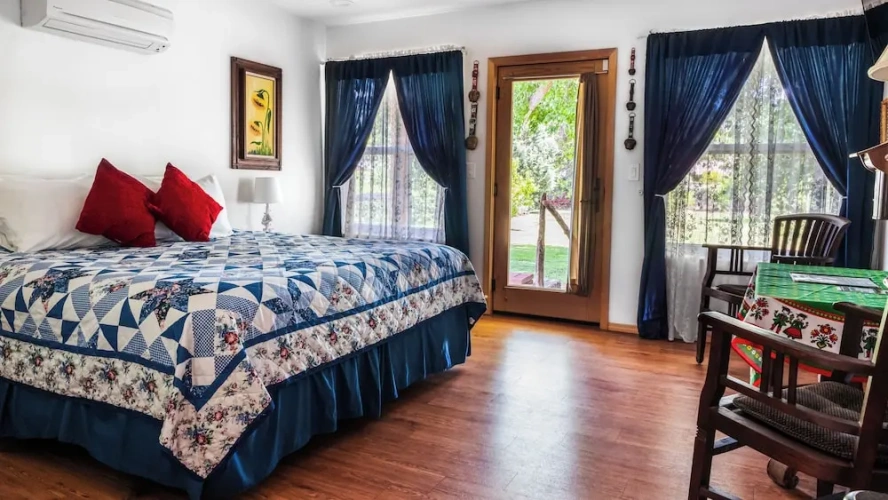 1 Bedroom Premium Double room with garden view