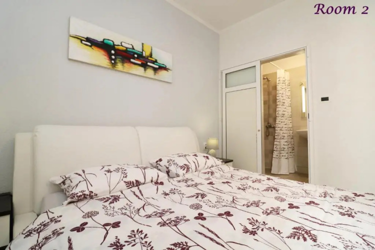 Old Town Rooms and Apartment