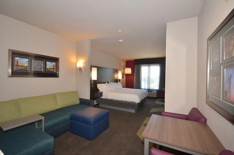 Quadruple Suite