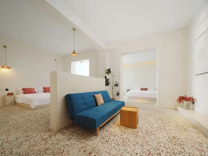 Standard Quadruple Family room
