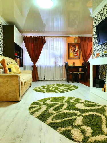 Apartment Ushakova 16