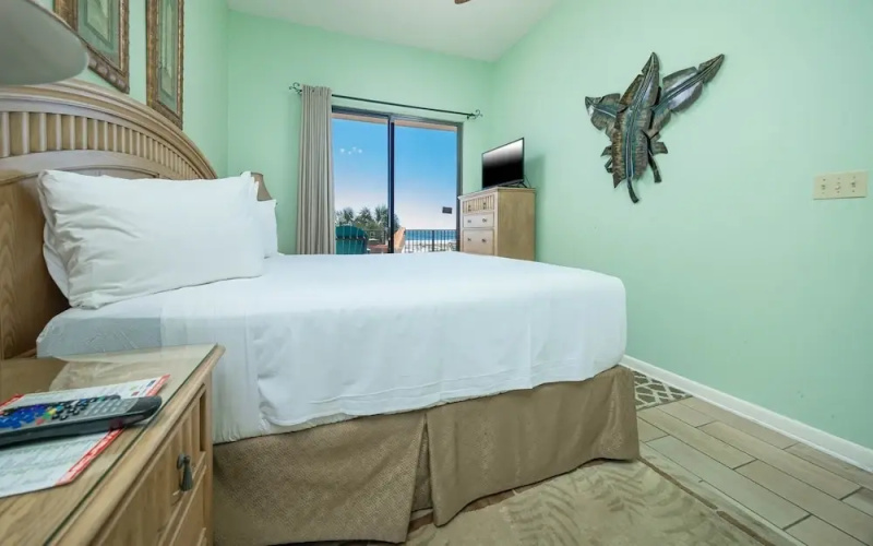 Phoenix East 104 2 Bedroom Condo