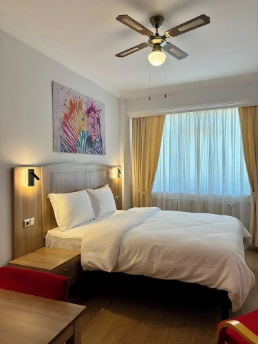 Deluxe Double room with city view