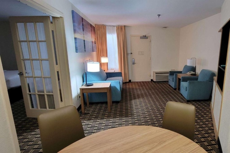 Double Suite
