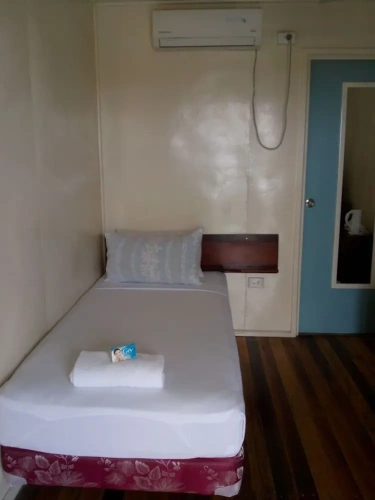 Economy room