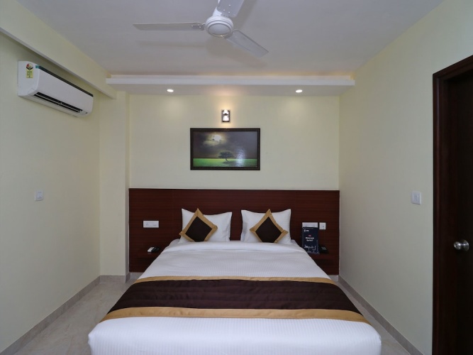 Capital O 12074 Vikrant's Residency