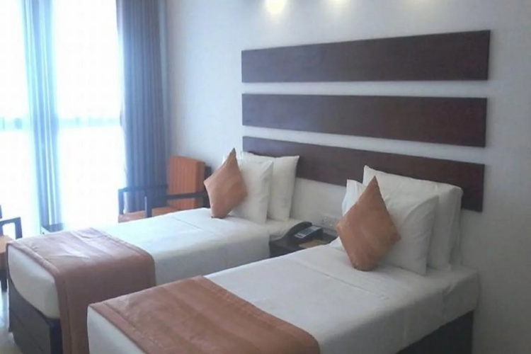 Avenra Beach Hotel