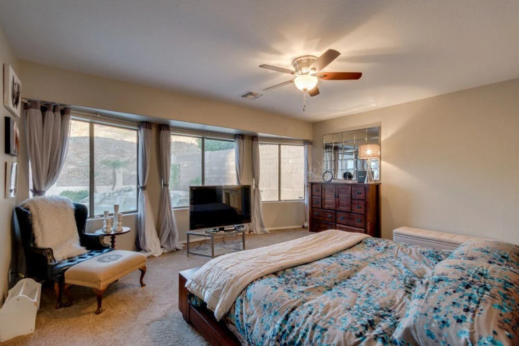 12th Way - 4 Br home by RedAwning