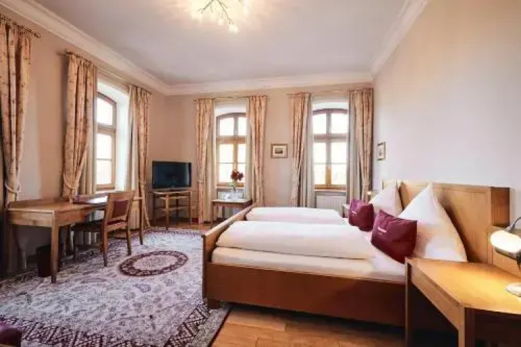 Hotel & Restaurant Waldschloss
