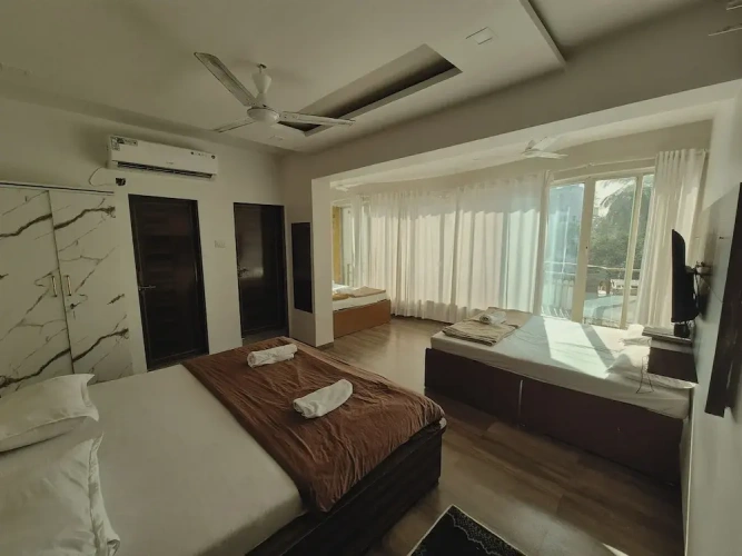 Standard Family room