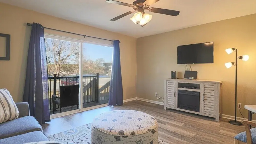 Oak Glen Unit 84