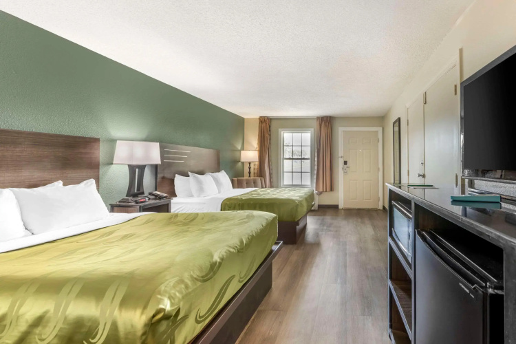 Quality Inn & Suites Santee I-95