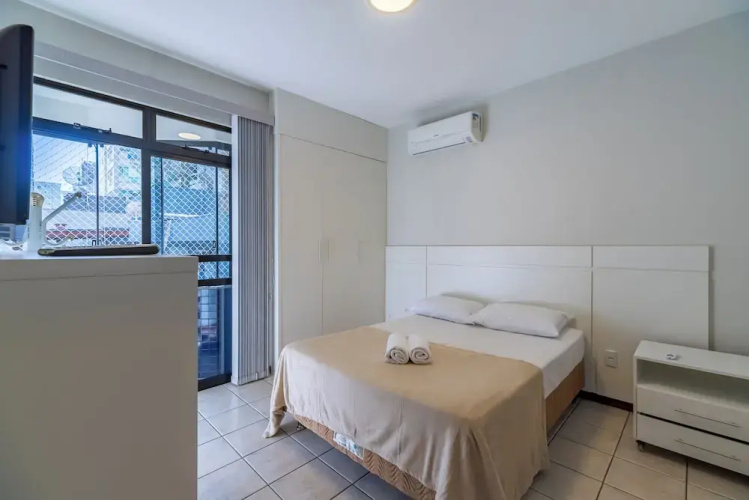 Apt w/ Balcony 150m From Sea Meia Praia Rcb405
