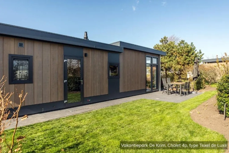 2 Bedrooms Chalet
