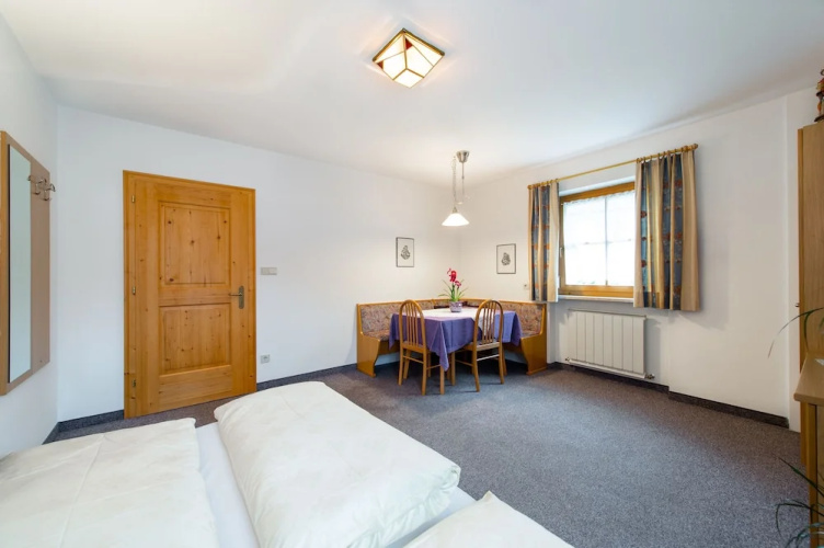 Apartment 4 Holiday - Cesa Ploner