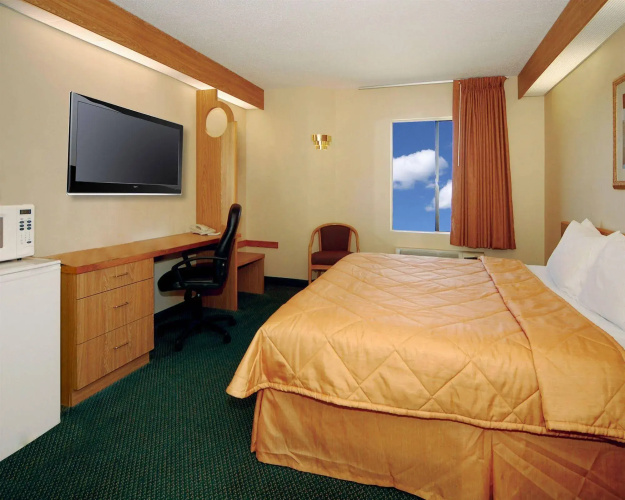Hathaway Inn