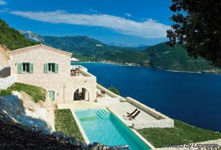 Urania Luxury Villas