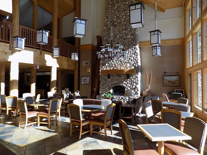Salmon Rapids Lodge