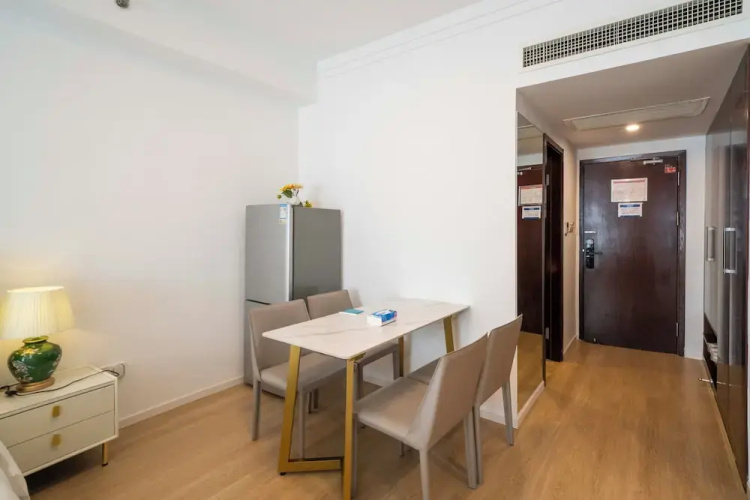 Tyms Xuhui Spacious 1BR APT