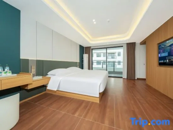 Executive Suite with balcony