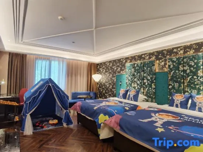 Superior Suite